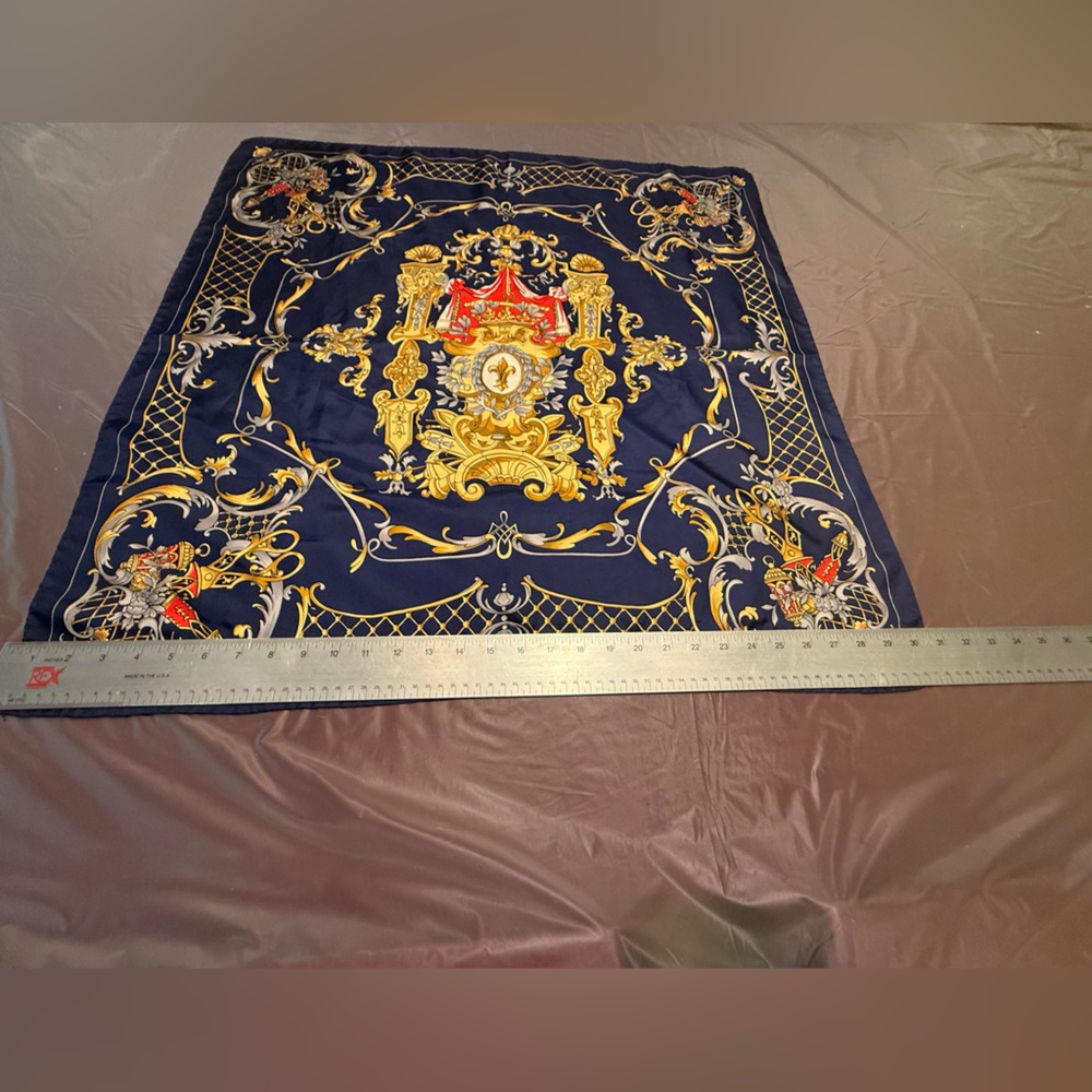Vintage Talbots Navy Blue/Gold/Red Regal Patterned Silk 31x31”Square Scarf - Picture 3 of 9